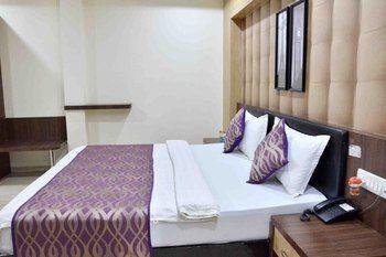 Oyo Rooms Navlakha Bus Stand Indore Exterior photo