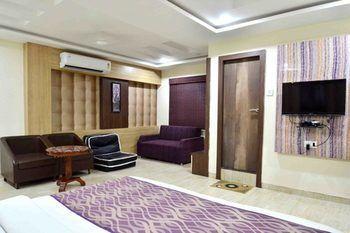 Oyo Rooms Navlakha Bus Stand Indore Exterior photo