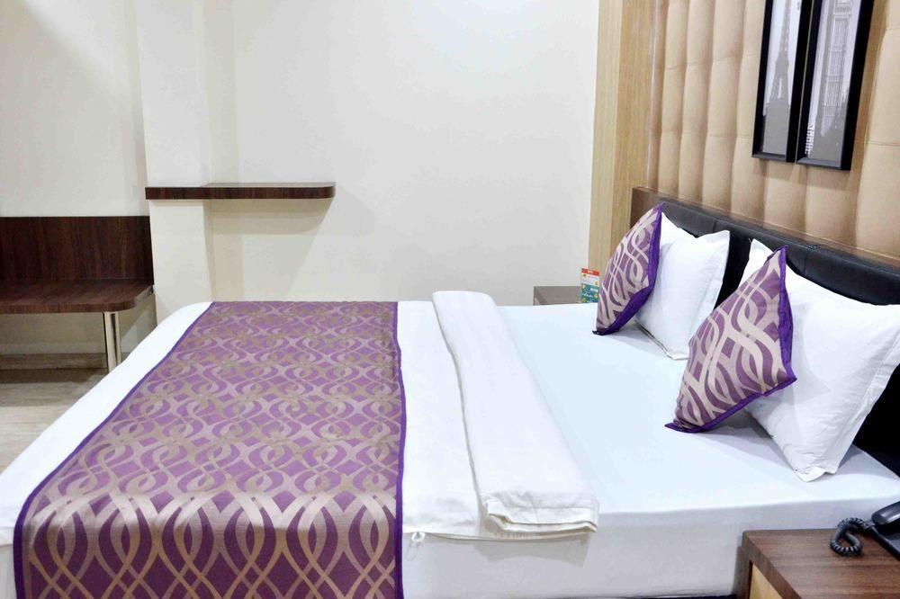 Oyo Rooms Navlakha Bus Stand Indore Exterior photo